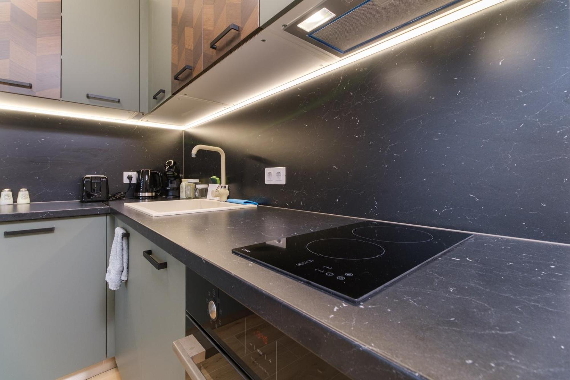 Apartment Modern 1-bedroom With Free Parking